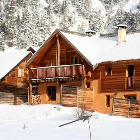 Le Gouroun Hameau Des Chazals Nevache Hautes Alpes Exterior foto