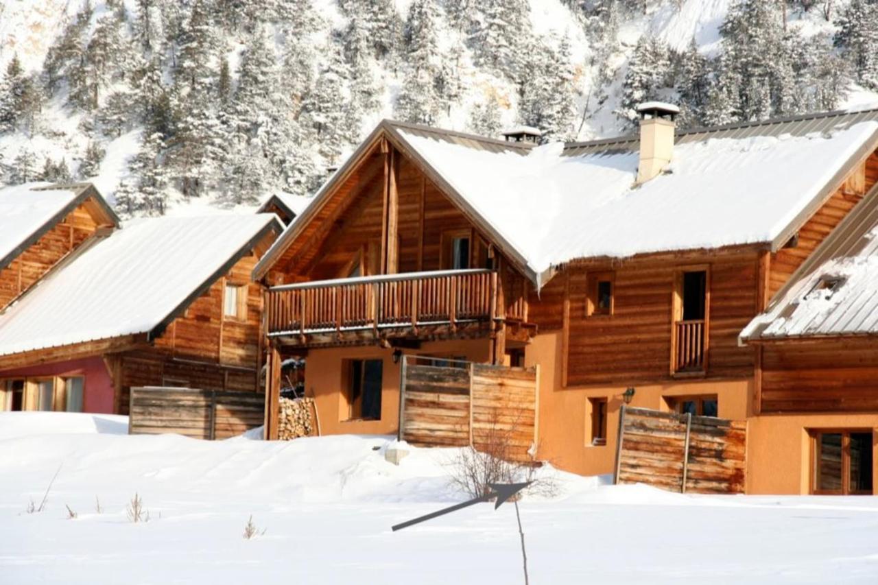 Le Gouroun Hameau Des Chazals Nevache Hautes Alpes Exterior foto